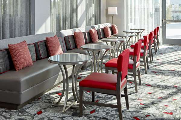 Amenities - Hampton Inn Airport Long Beach