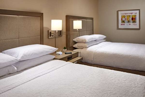  - Hampton Inn Airport Long Beach