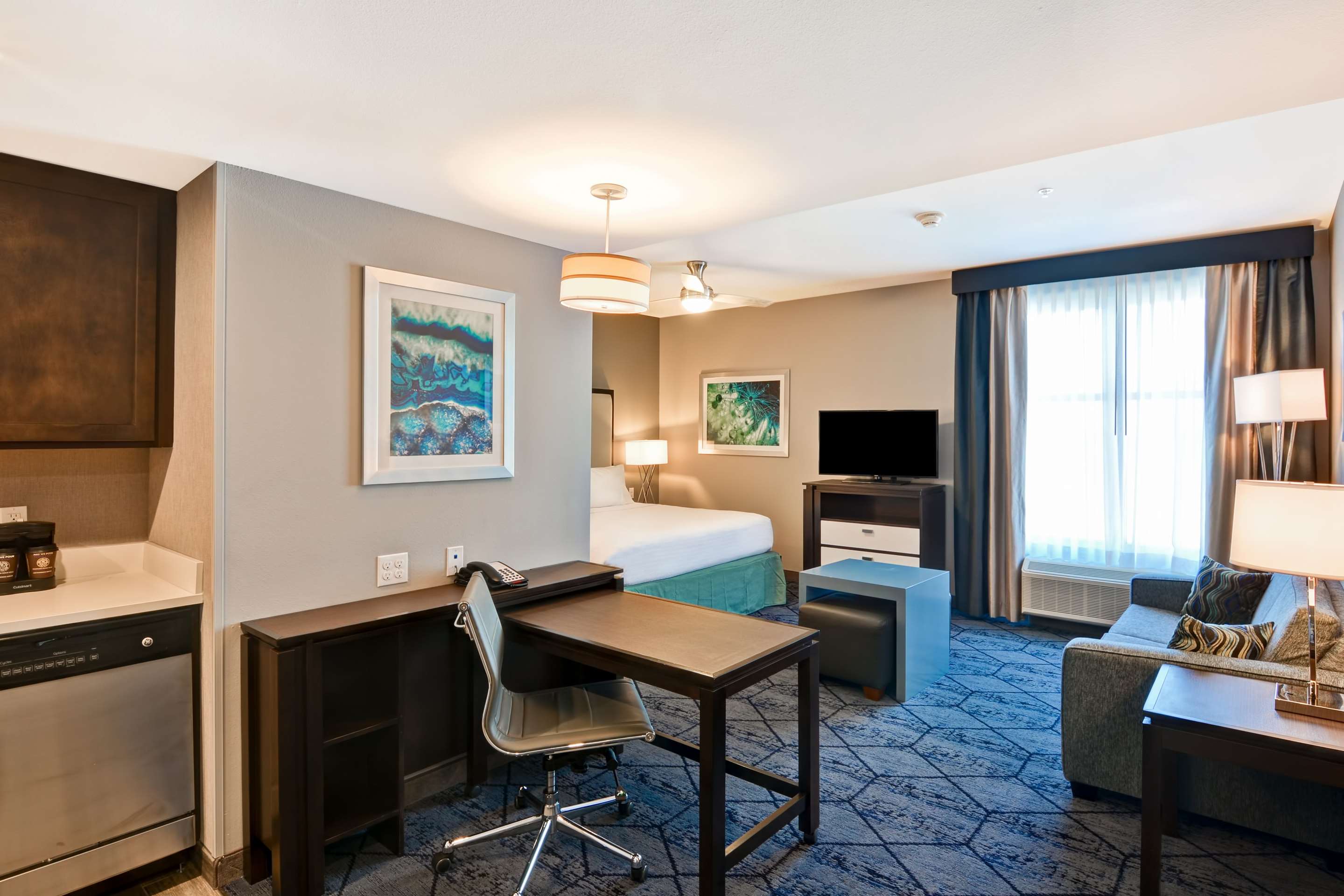 Guest room