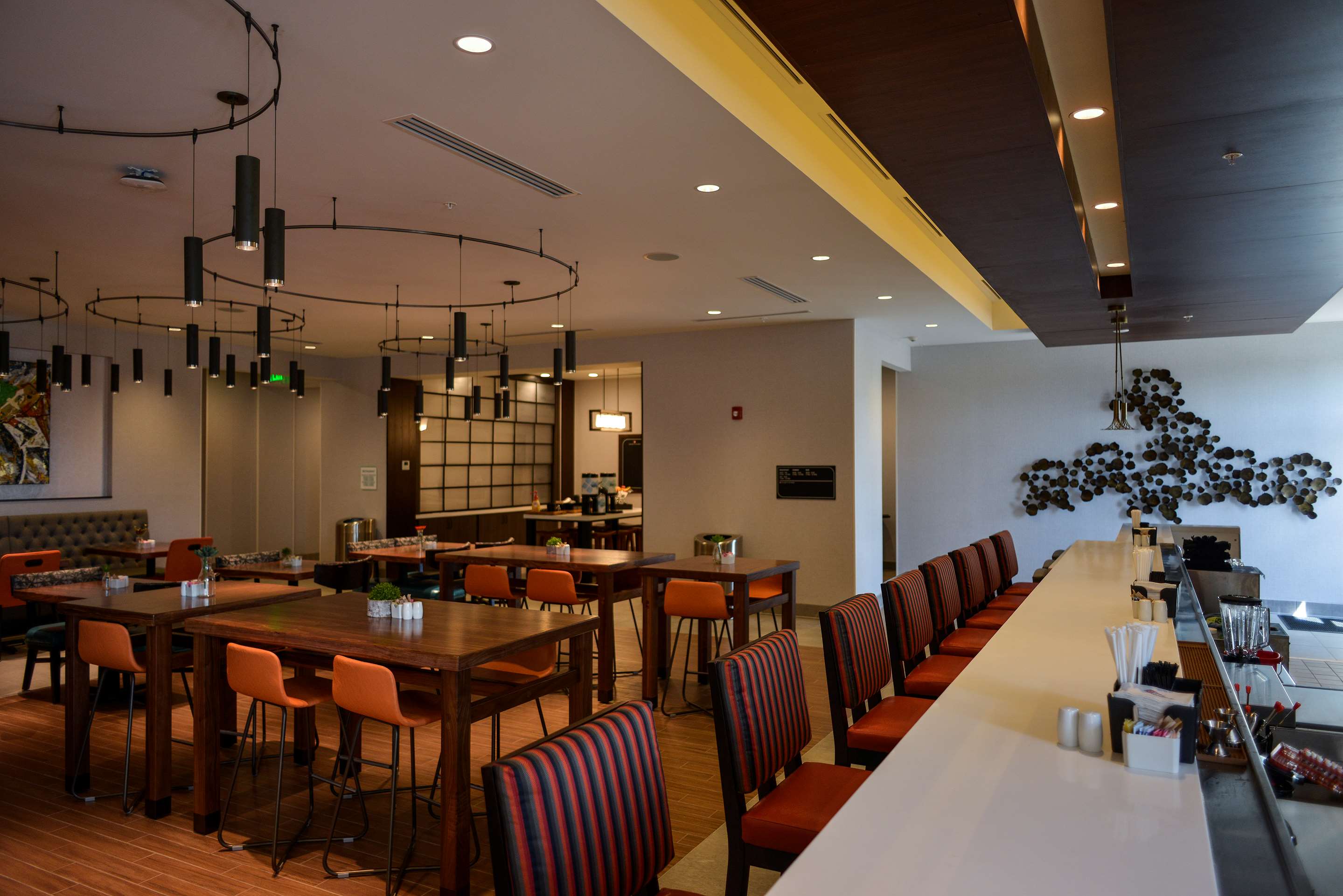 BarLounge | Hilton Garden Inn Louisville Mall of St. Matthews