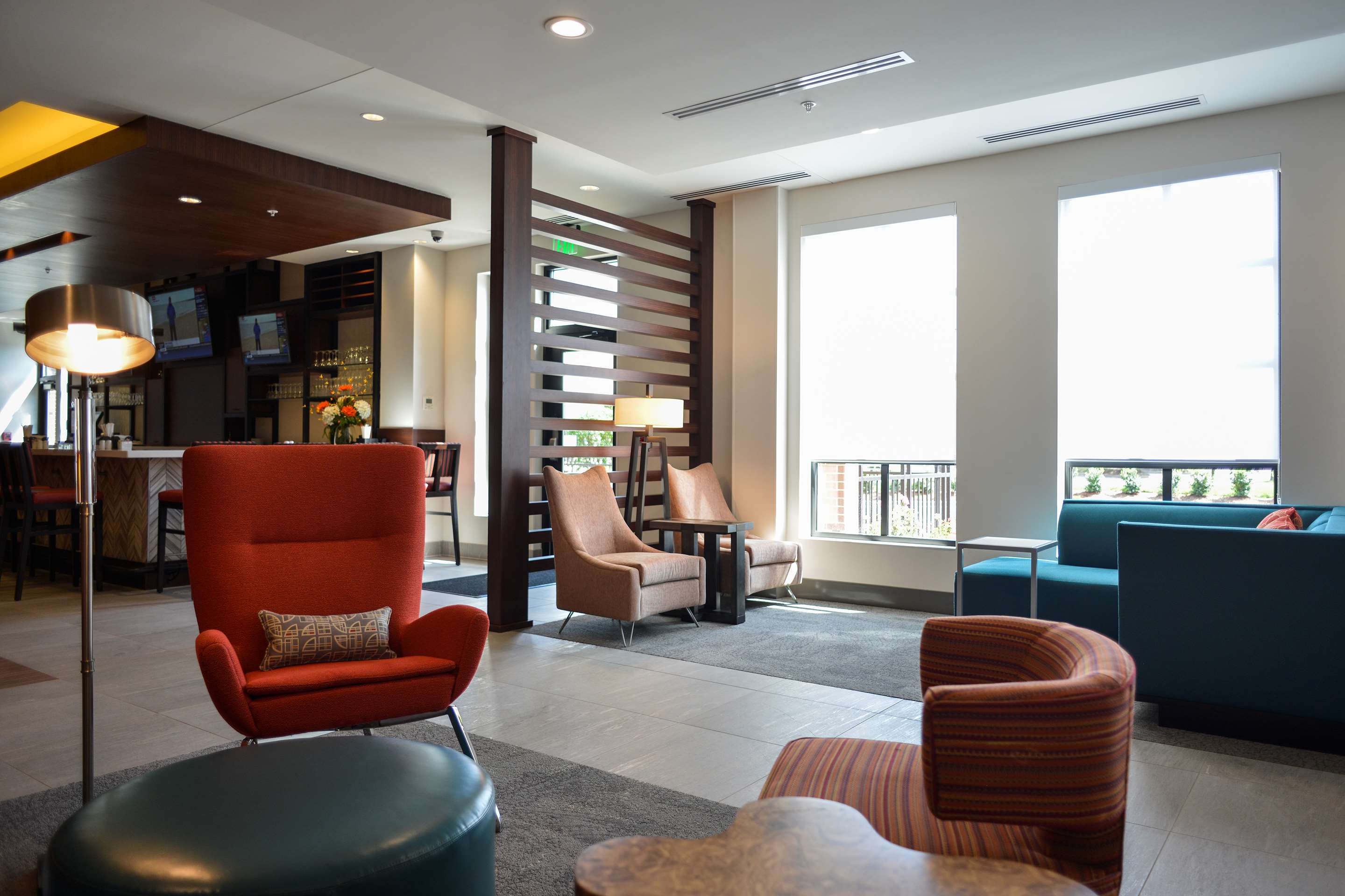 Lobby | Hilton Garden Inn Louisville Mall of St. Matthews