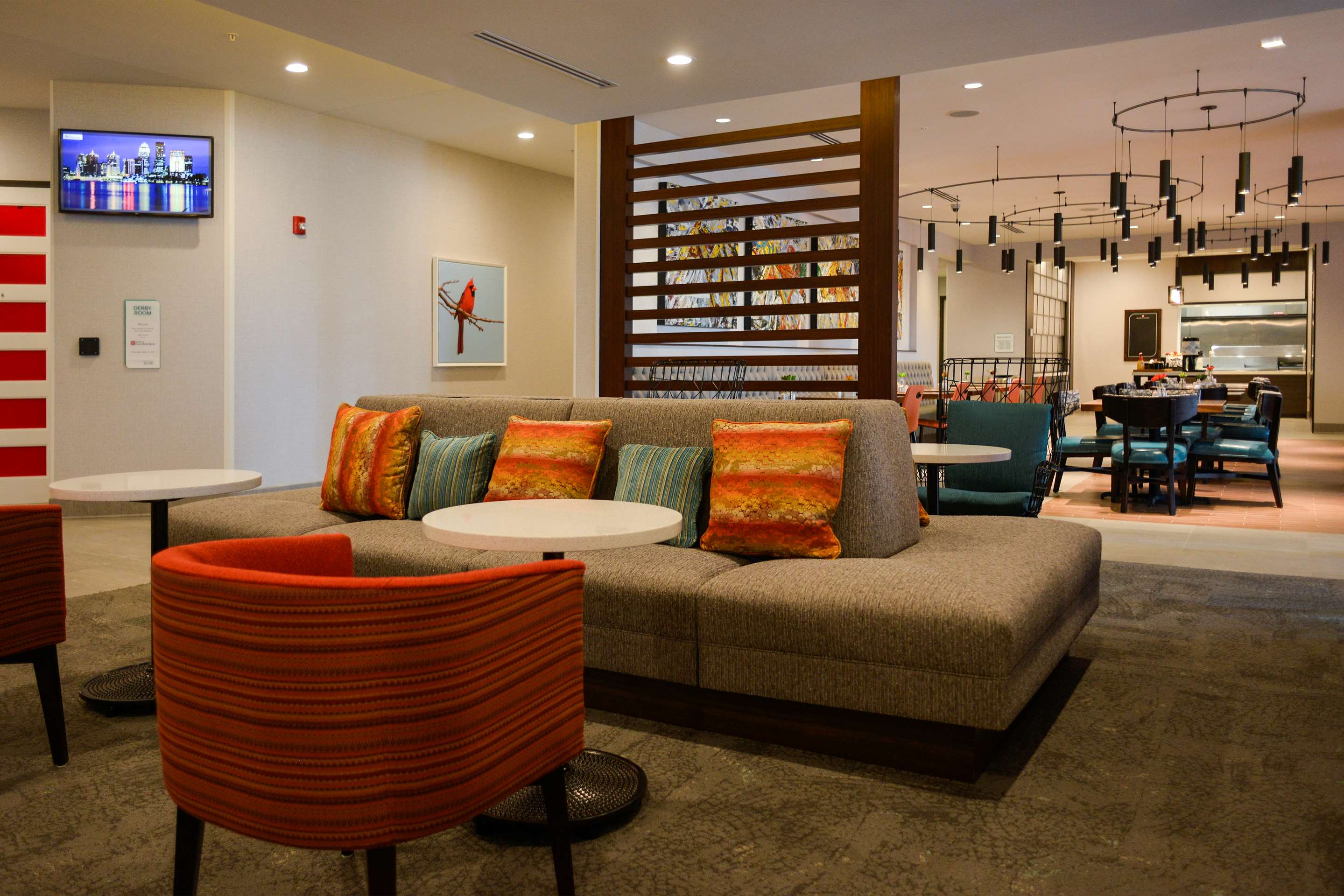 Lobby | Hilton Garden Inn Louisville Mall of St. Matthews