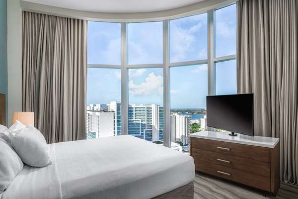  - Embassy Suites Downtown Sarasota