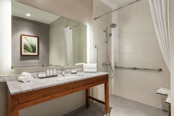  - Embassy Suites Downtown Sarasota