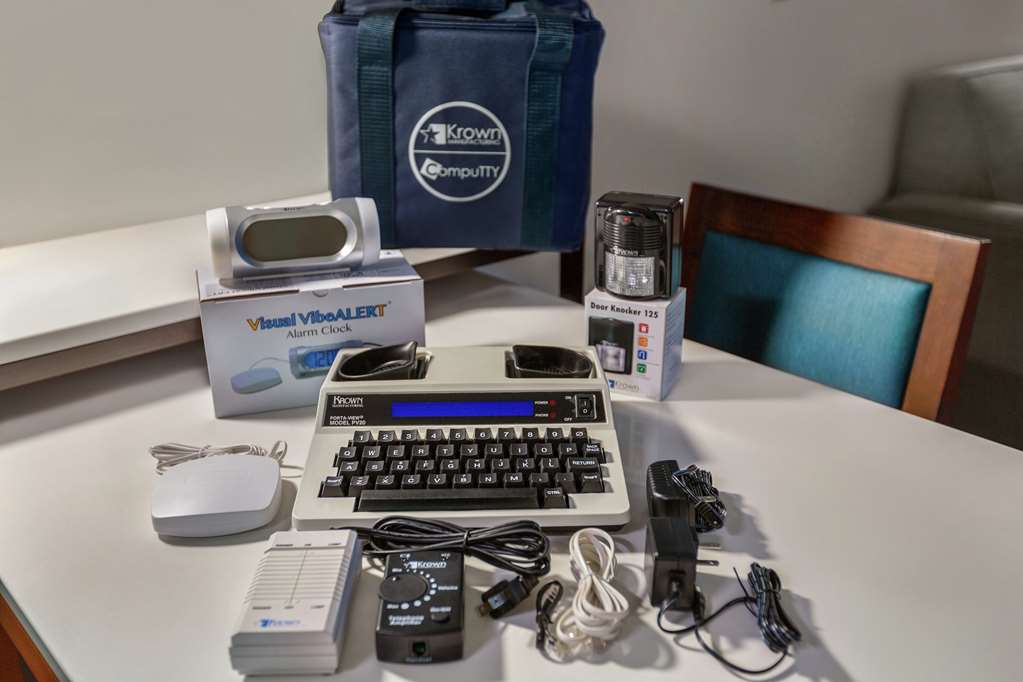 EMBASSY SUITES BY HILTON SARASOTA Room Type - 1KG 1 RM SUITE ACC HEARING