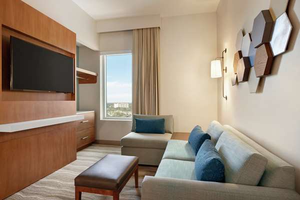  - Embassy Suites Downtown Sarasota