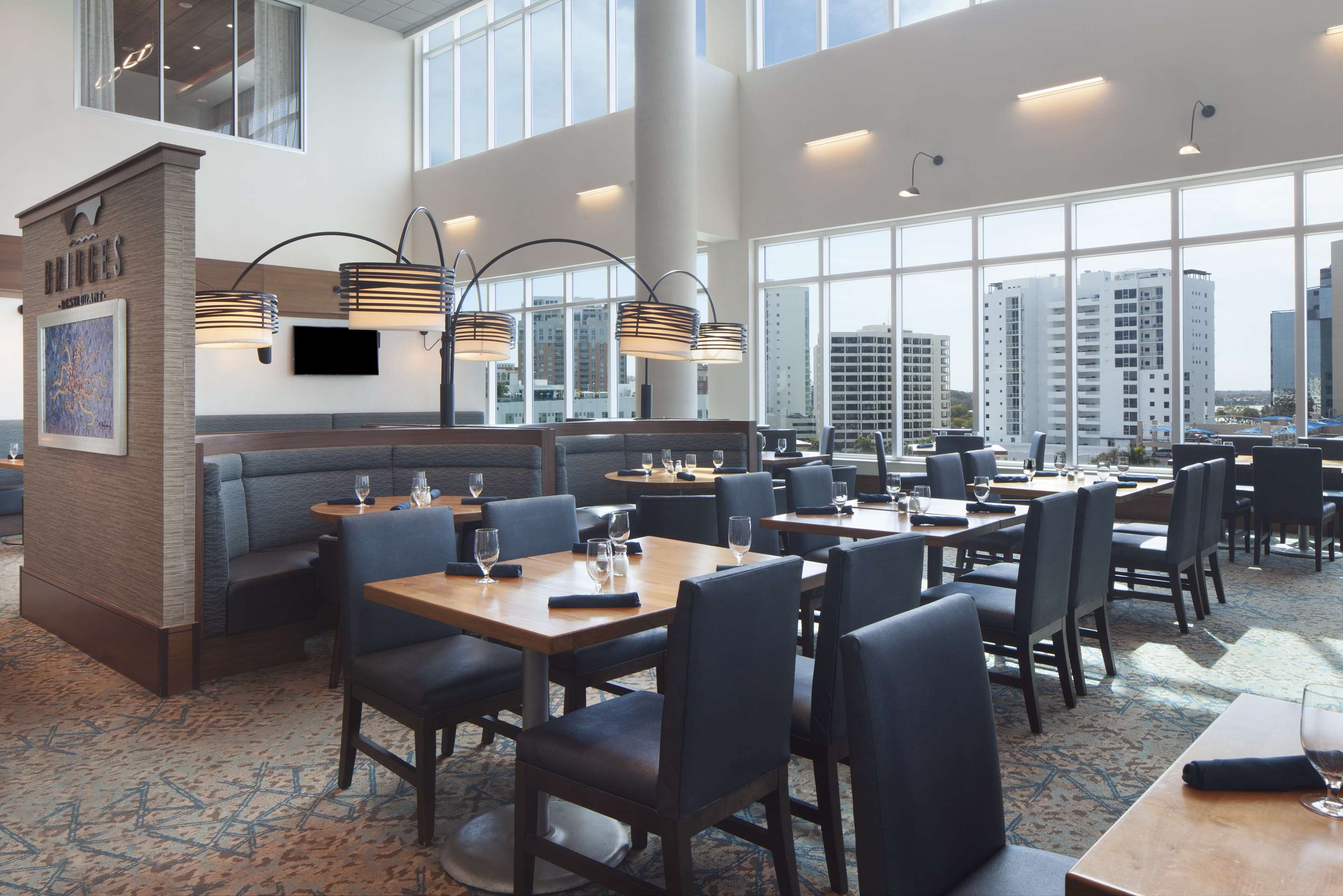 Restaurant | Embassy Suites by Hilton Sarasota, FL