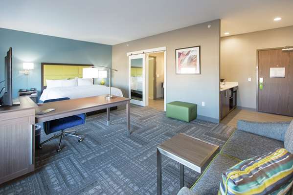  - Hampton Inn & Suites Stroud