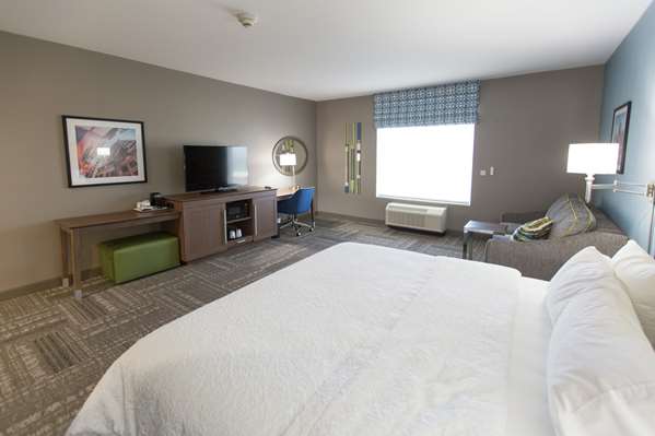  - Hampton Inn & Suites Stroud
