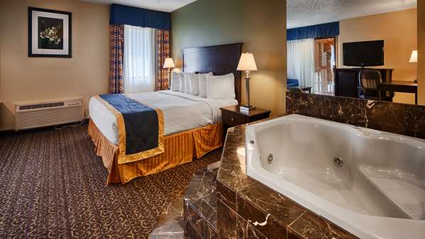  - Best Western Richland Inn Mansfield - I-71, Exit 169