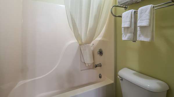  - Best Western Richland Inn Mansfield - I-71, Exit 169