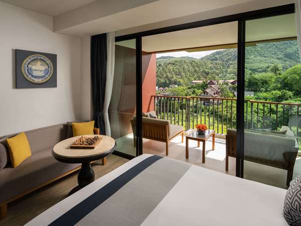 Premier Family Room, Sea View, 1 King Bed and 1 Queen Bed, Balcony