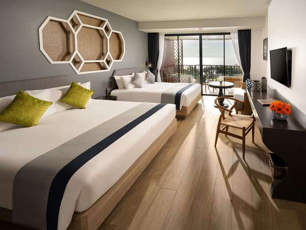 Premier Family Room, Sea View, 1 King Bed and 1 Queen Bed, Balcony