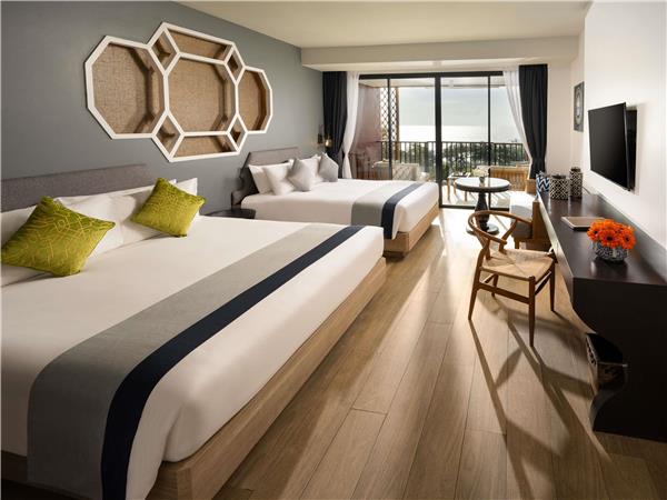 Premier Family Room, Sea View, 1 King Bed and 1 Queen Bed, Balcony