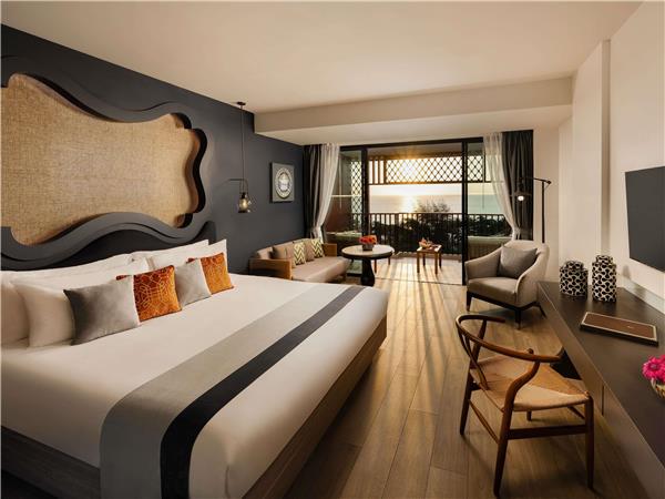 Premier Room, Sea View, 1 King Bed, Balcony