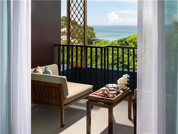 Premier Room, Sea View, 1 King Bed, Balcony