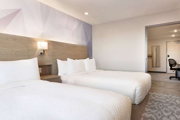 Suite - Days Inn Balzac