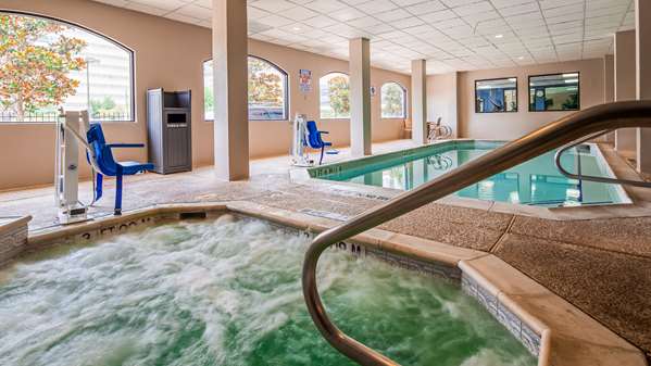 Pool - Surestay Plus Hotel by Best Western Houston Medical Center