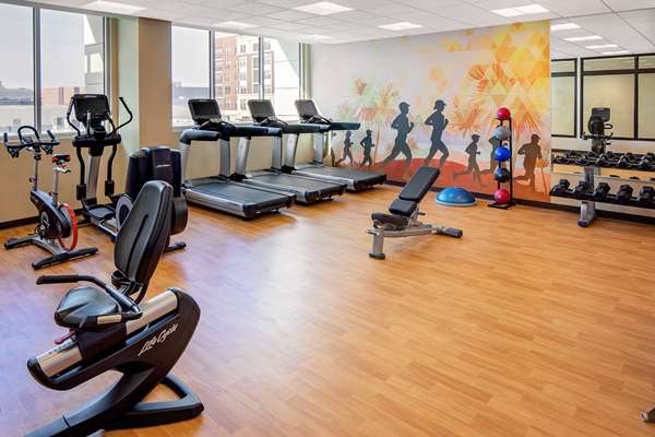 Fitness/ Exercise Room - Hyatt Place Hotel Glendale