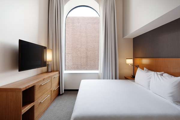 Suite - Hyatt Place Hotel Downtown Knoxville - I-40, Exit 388