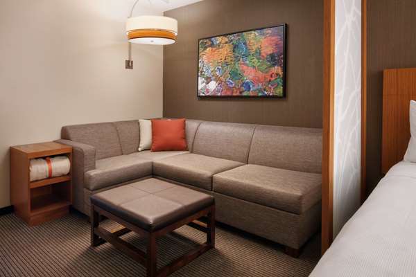  - Hyatt Place Hotel Downtown Knoxville - I-40, Exit 388