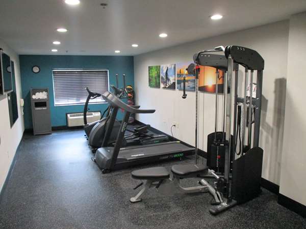 Fitness/ Exercise Room - Best Western Presidential Hotel & Suites Pine Bluff - I-530, Exit 46