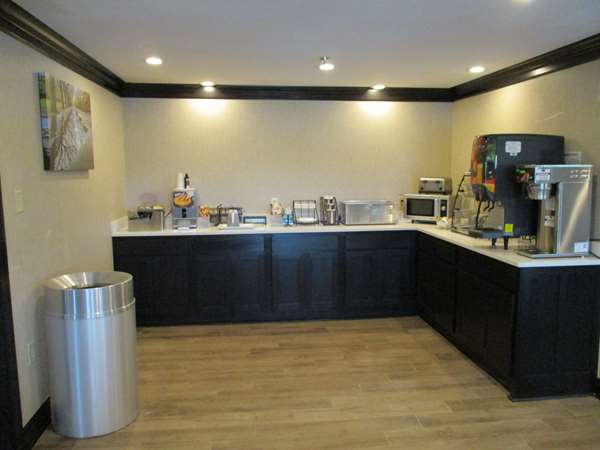 Amenities - Best Western Presidential Hotel & Suites Pine Bluff - I-530, Exit 46