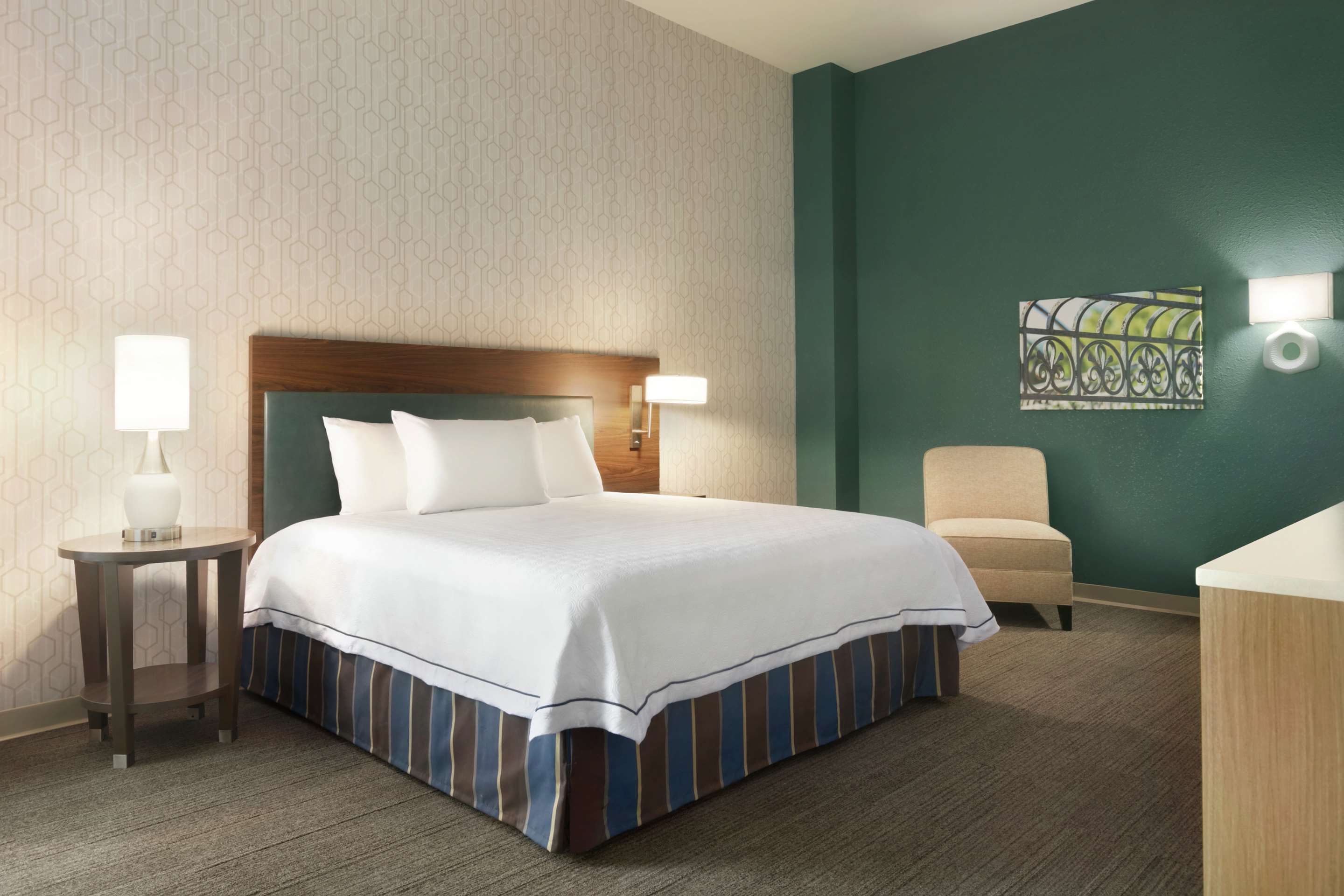 Guest room