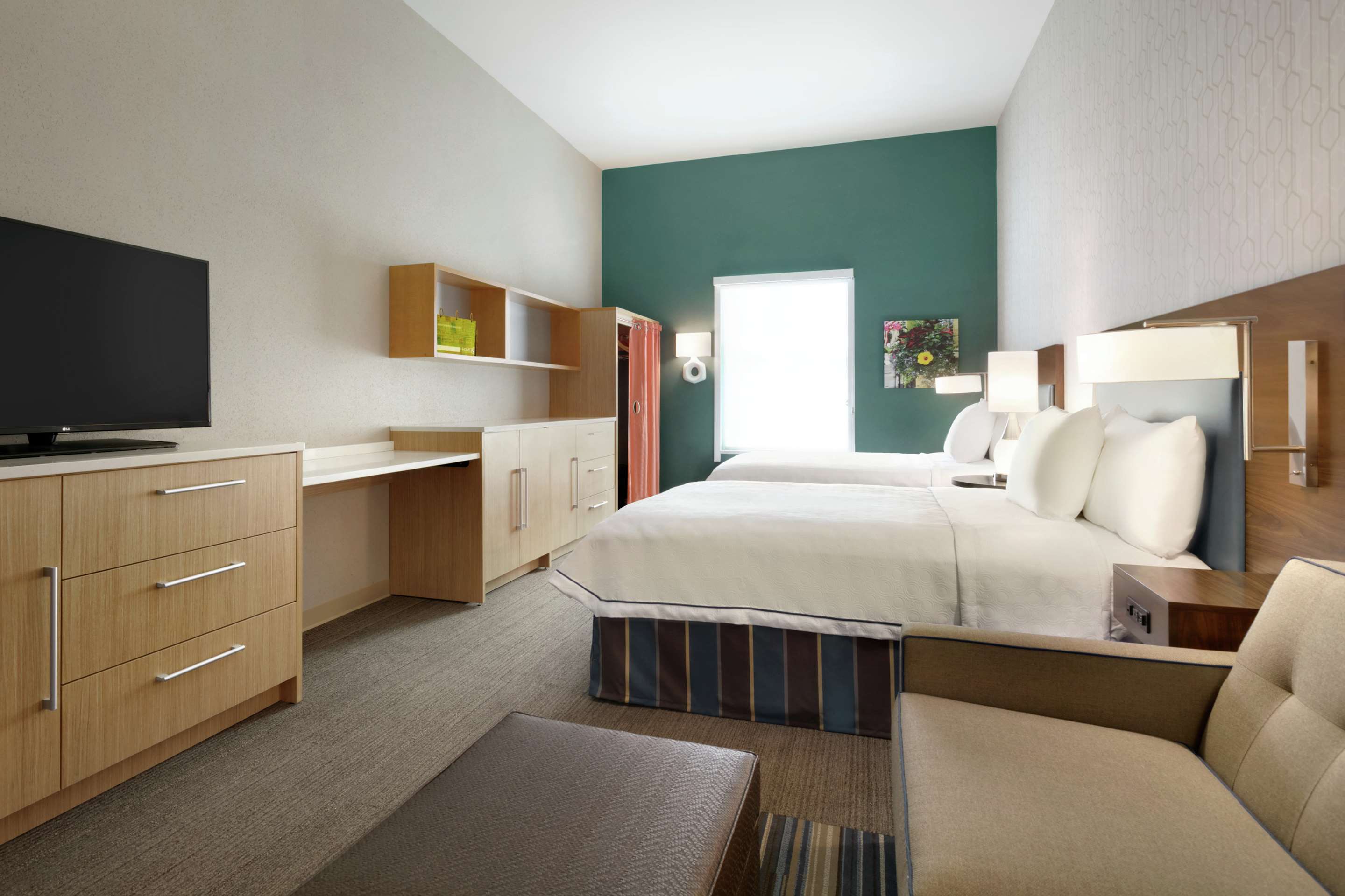 Guest room