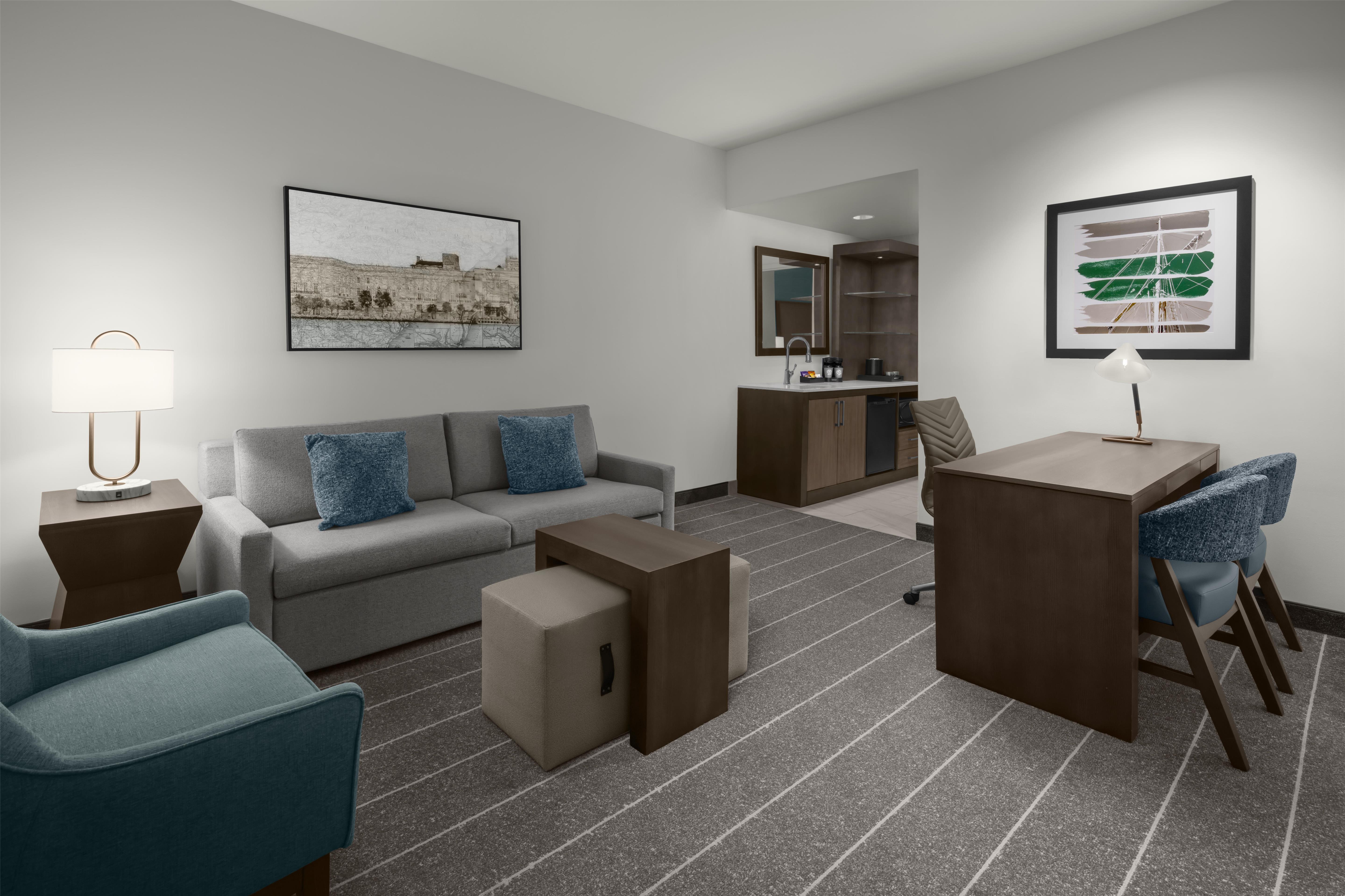 Embassy Suites by Hilton Wilmington Riverfront Room Type - 2 QUEEN BEDS SUITE