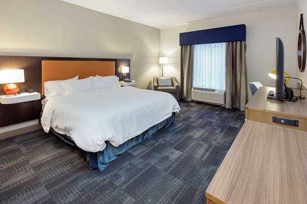  - Hampton Inn & Suites Morgantown - I-79, Exit 153