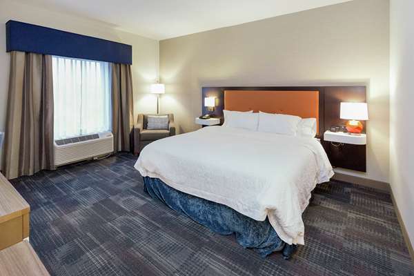  - Hampton Inn & Suites Morgantown - I-79, Exit 153