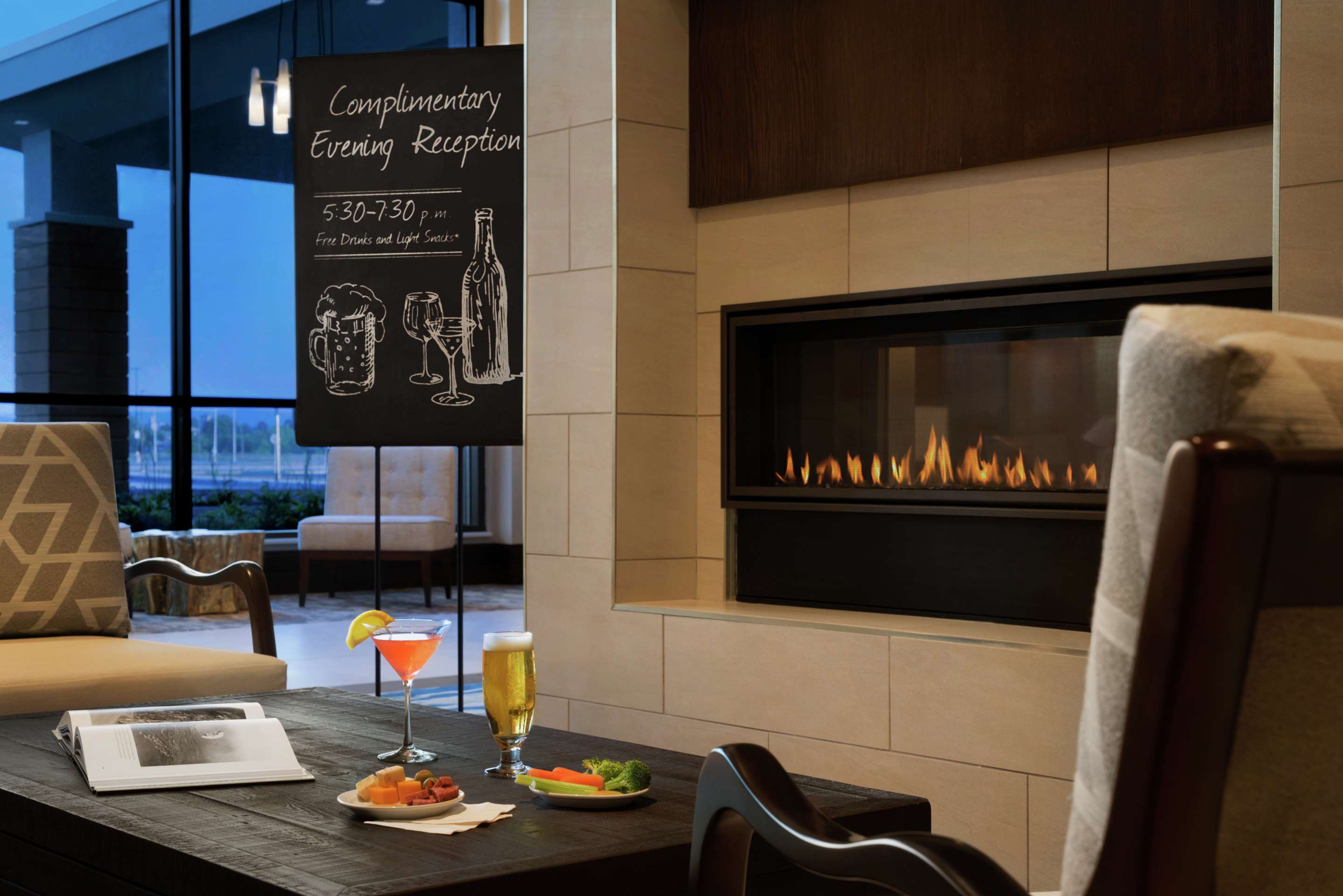 Lobby | Embassy Suites by Hilton Syracuse Destiny USA