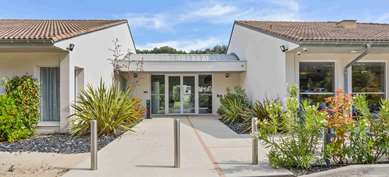 KYRIAD RESIDENCE CABRIES - Plan de Campagne