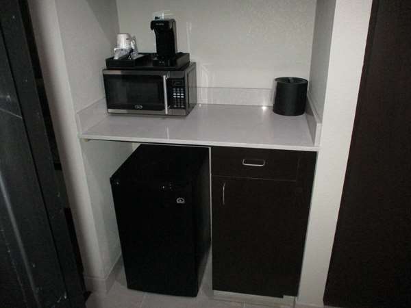 Suite - Best Western Plus McPherson Hotel