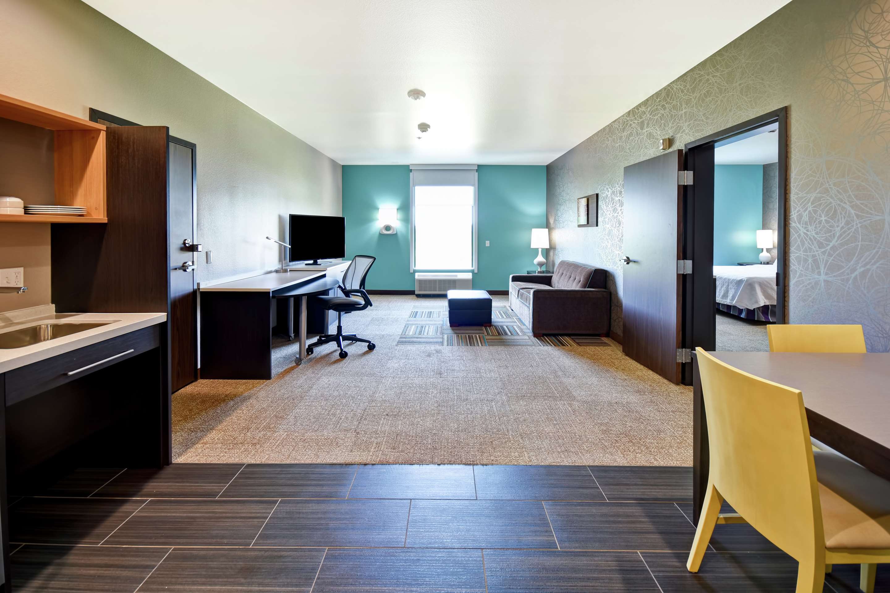 Guest room