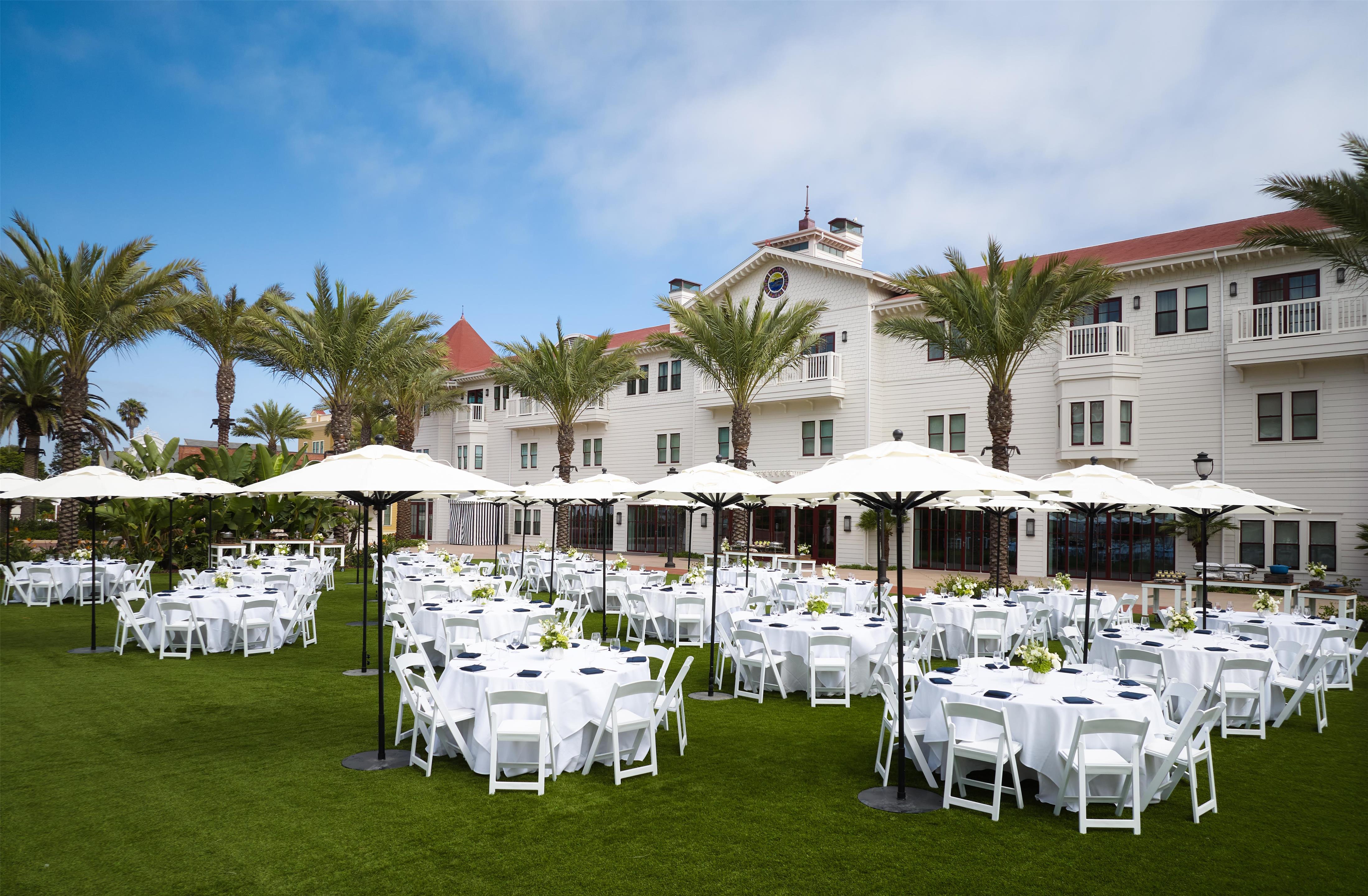 Exterior | Hotel del Coronado, Curio Collection by Hilton