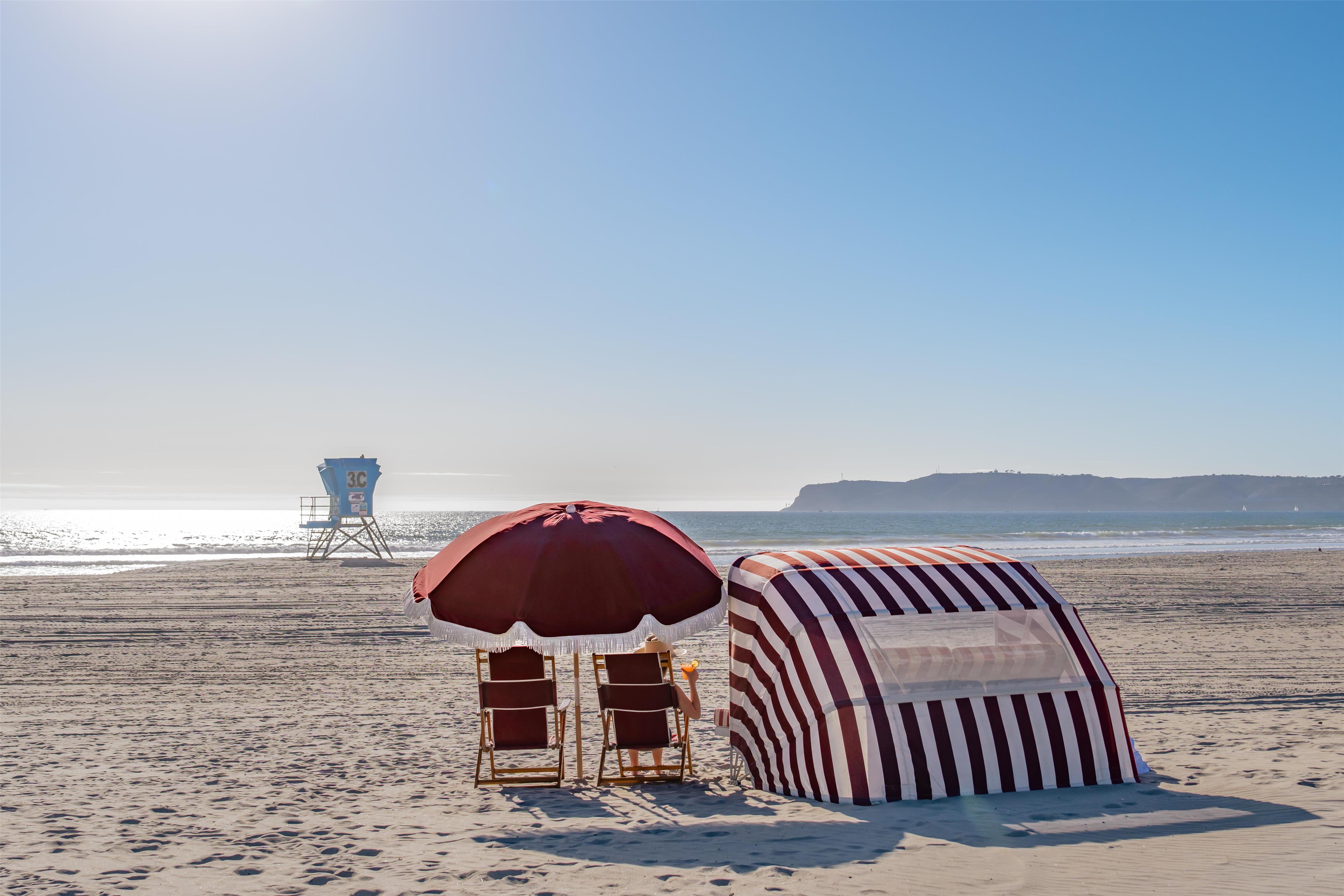 Beach | Hotel del Coronado, Curio Collection by Hilton