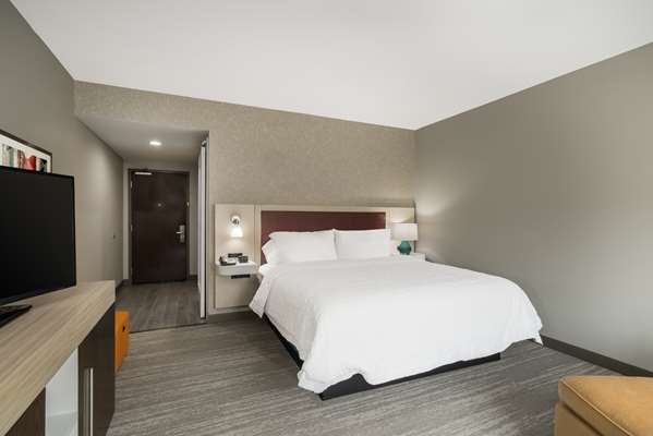  - Hampton Inn Newport - I-40, Exit 435