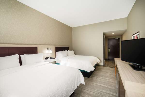  - Hampton Inn Newport - I-40, Exit 435