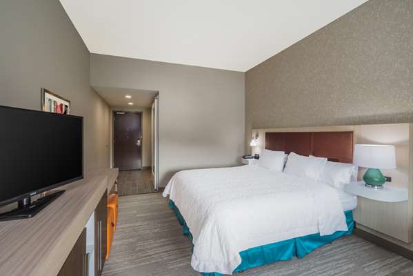  - Hampton Inn Newport - I-40, Exit 435