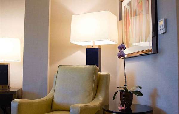  - APA Hotel Woodbridge Iselin