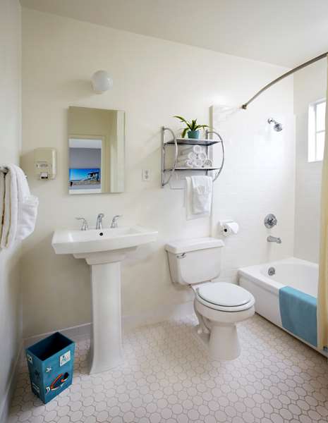  - Bayside Hotel Santa Monica