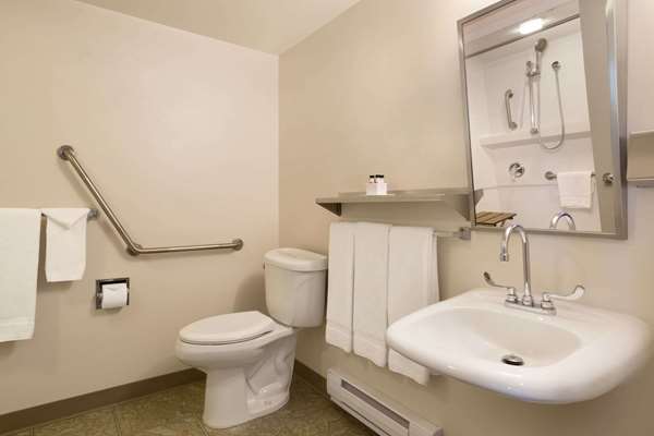  - Super 8 Hotel Prince George