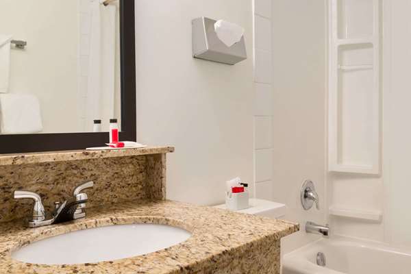  - Super 8 Hotel Prince George