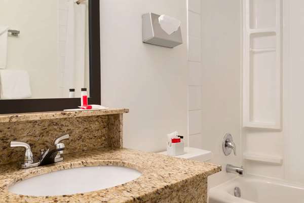  - Super 8 Hotel Prince George