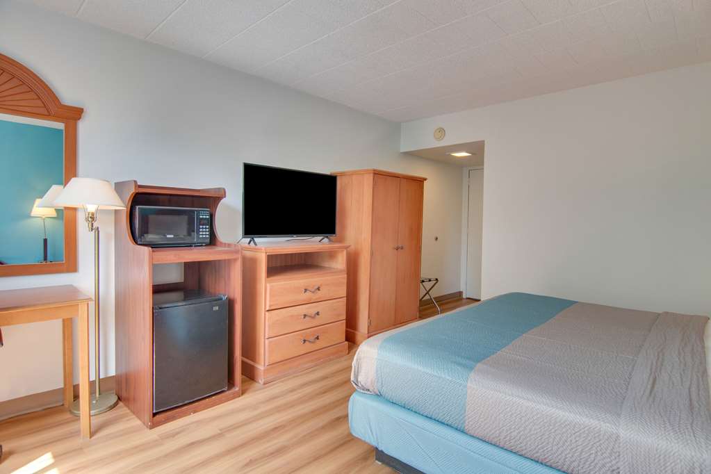 MOTEL 6 CLARION, PA-guestroom-Guest Room,On-Site.jpg