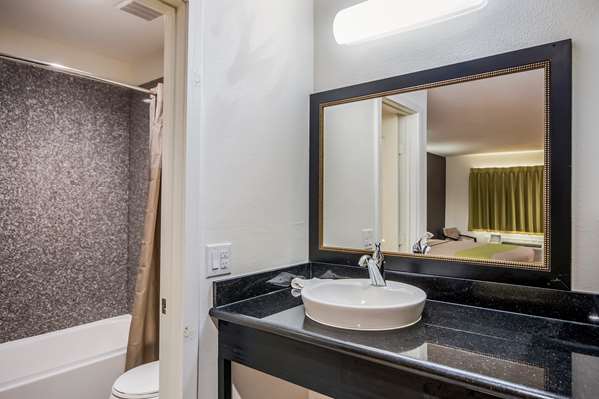  - Studio 6 Extended Stay Hotel Huntsville - I-45, Exit 115