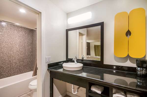  - Studio 6 Extended Stay Hotel Huntsville - I-45, Exit 115