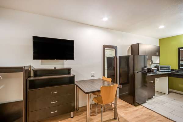  - Studio 6 Extended Stay Hotel Huntsville - I-45, Exit 115